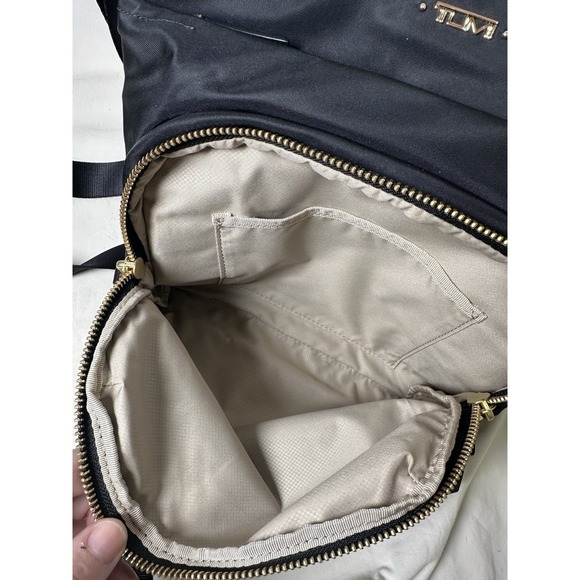 TUMI Voyageur Capri Crossbody Black Nylon Travel Bag Gold Hardware - Picture 6 of 10